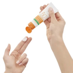 CAPITAL SOLEIL ANTI ACNE PURIFICANTE SPF 50+ 50 ML