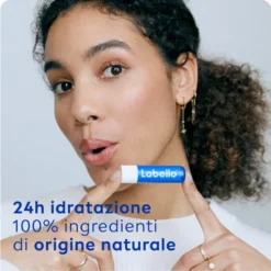 LABELLO CLASSIC CARE STICK 24H IDRATAZIONE FONDENTE SULLE LABBRA 5,5 ML