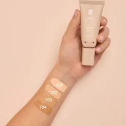 Siero Fondotinta BioNike Defence Color Skin Tint 702