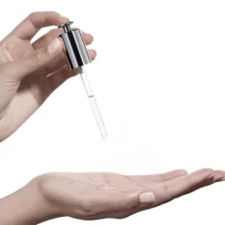 Siero viso Filorga Hyalu Fill anti-età, flacone 30ml